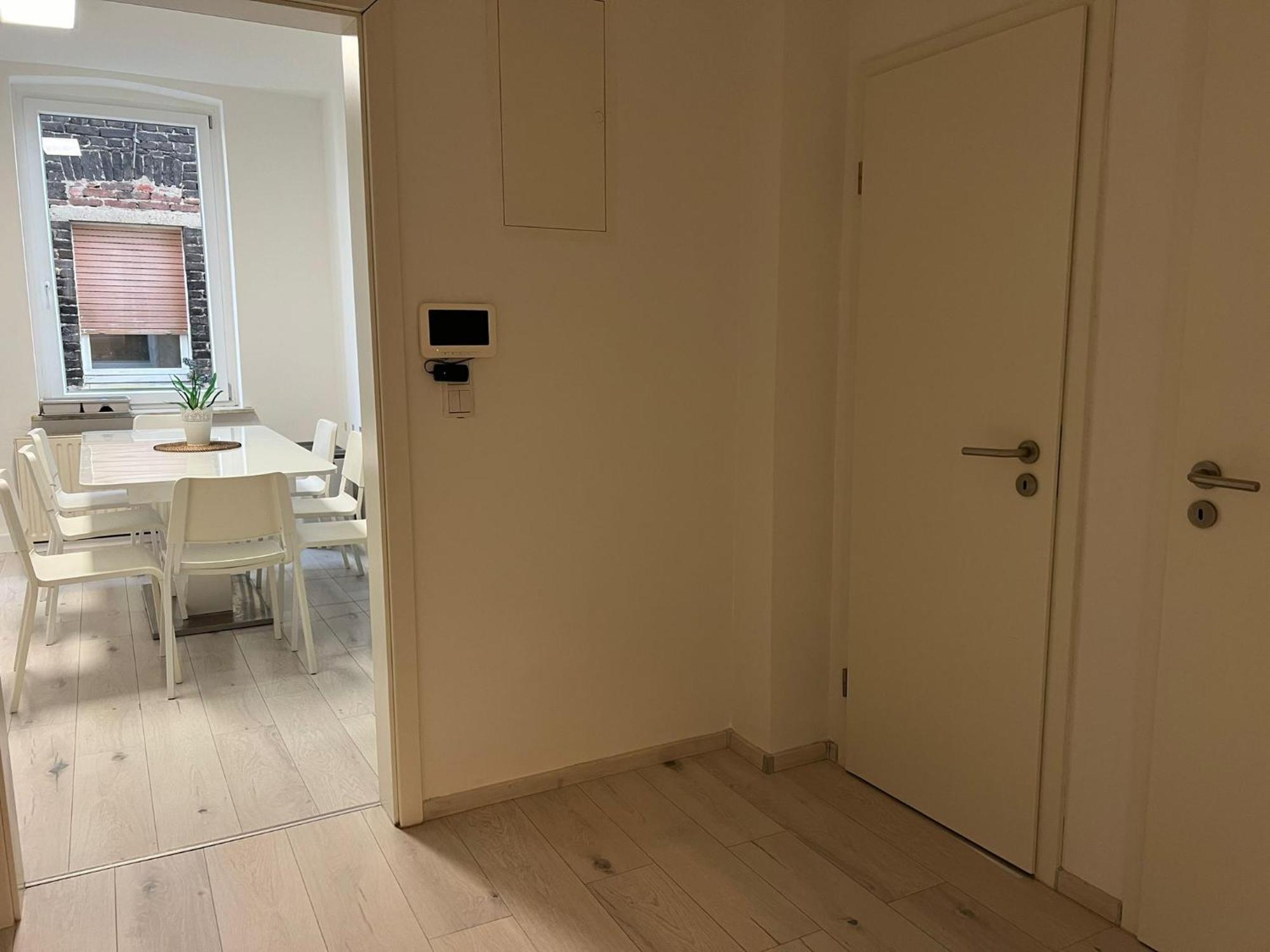 Premium Apartment Bochum Near Duesseldorf Airport Buitenkant foto